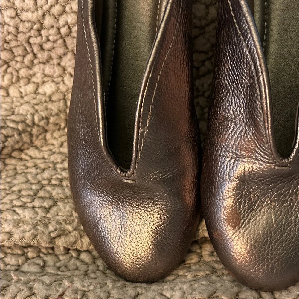 Chic Metallic Leather Women's Loafers - Picture 6 of 11